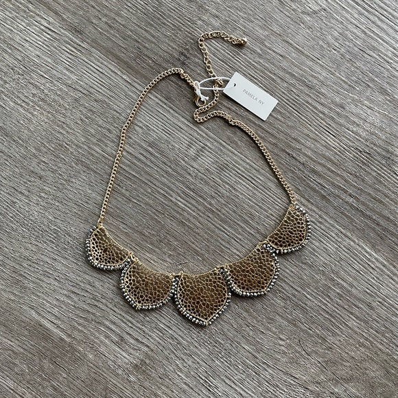 Dress to Impress: Pamela NY Gold Mesh Leaves Statement Necklace ๐๐ - Picture 3 of 5